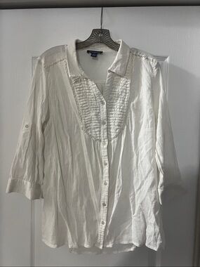Bandolino Cream Pintuck Button-Down Blouse